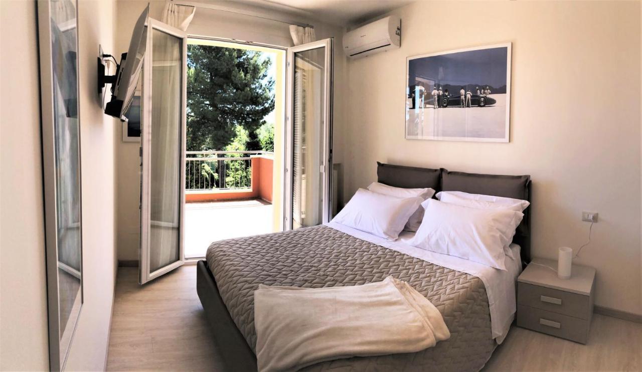 Residenza Verdemare 米萨诺阿德里亚蒂科 外观 照片
