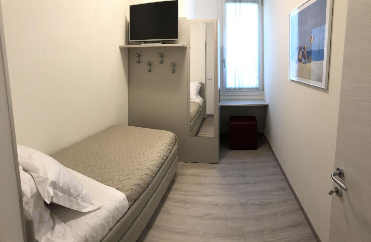 Residenza Verdemare 米萨诺阿德里亚蒂科 外观 照片